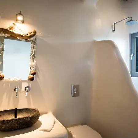 Amallini Mykonos Villa *