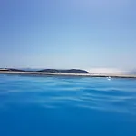Amallini Mykonos * Super Paradise Beach (Mykonos)