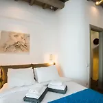 Amallini Mykonos Super Paradise Beach (Mykonos)