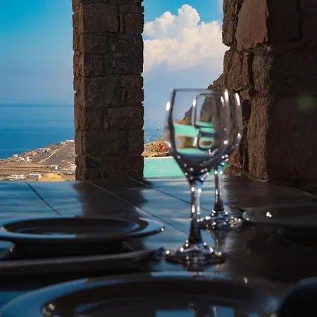 Amallini Mykonos Villa Super Paradise Beach (Mykonos)