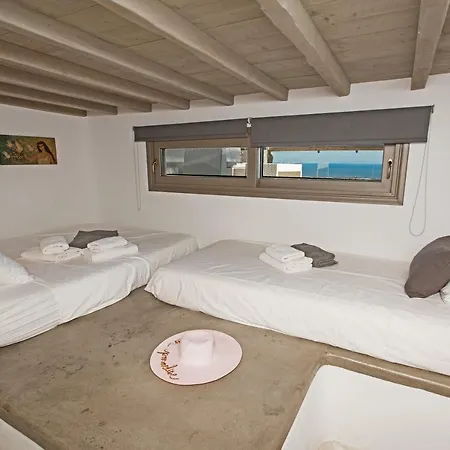 Amallini Mykonos Villa Super Paradise Beach (Mykonos)