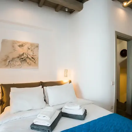 Amallini Mykonos Super Paradise Beach (Mykonos)
