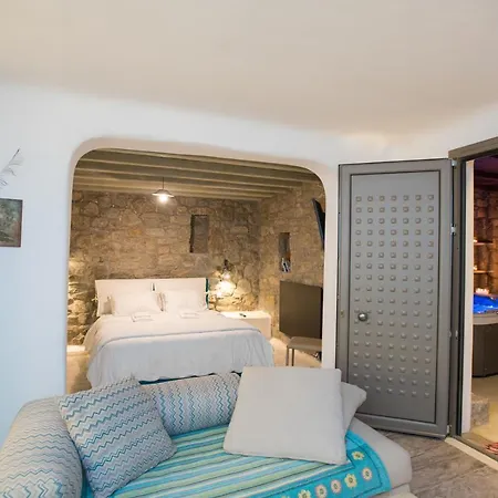 Amallini Mykonos Villa Super Paradise Beach (Mykonos)