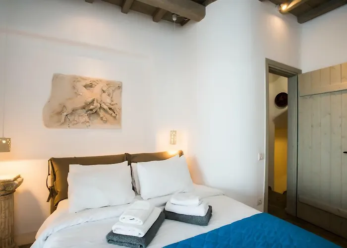 Amallini Mykonos Super Paradise Beach (Mykonos)